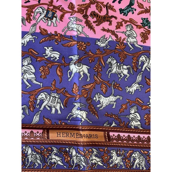 NIB HERMES 140cm Giant Silk Scarf Shawl Chasse en Inde Pink Purple Vintage RARE - Picture 9 of 16
